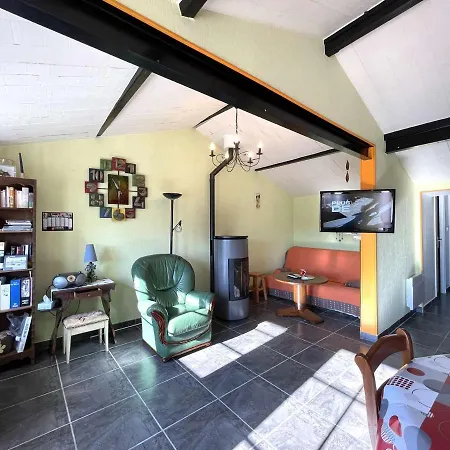 Holiday home Maison 3 Pieces Avec Jardin Clos, Terrasse, Et Equipements A 1,9 Km De La - 6 Couchages - Fr-1-224-779
